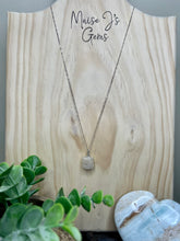 Load image into Gallery viewer, Peach Moonstone Necklace
